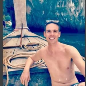 Meet your Posher, Alex